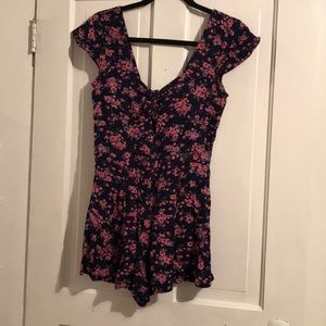 Floral romper!!!